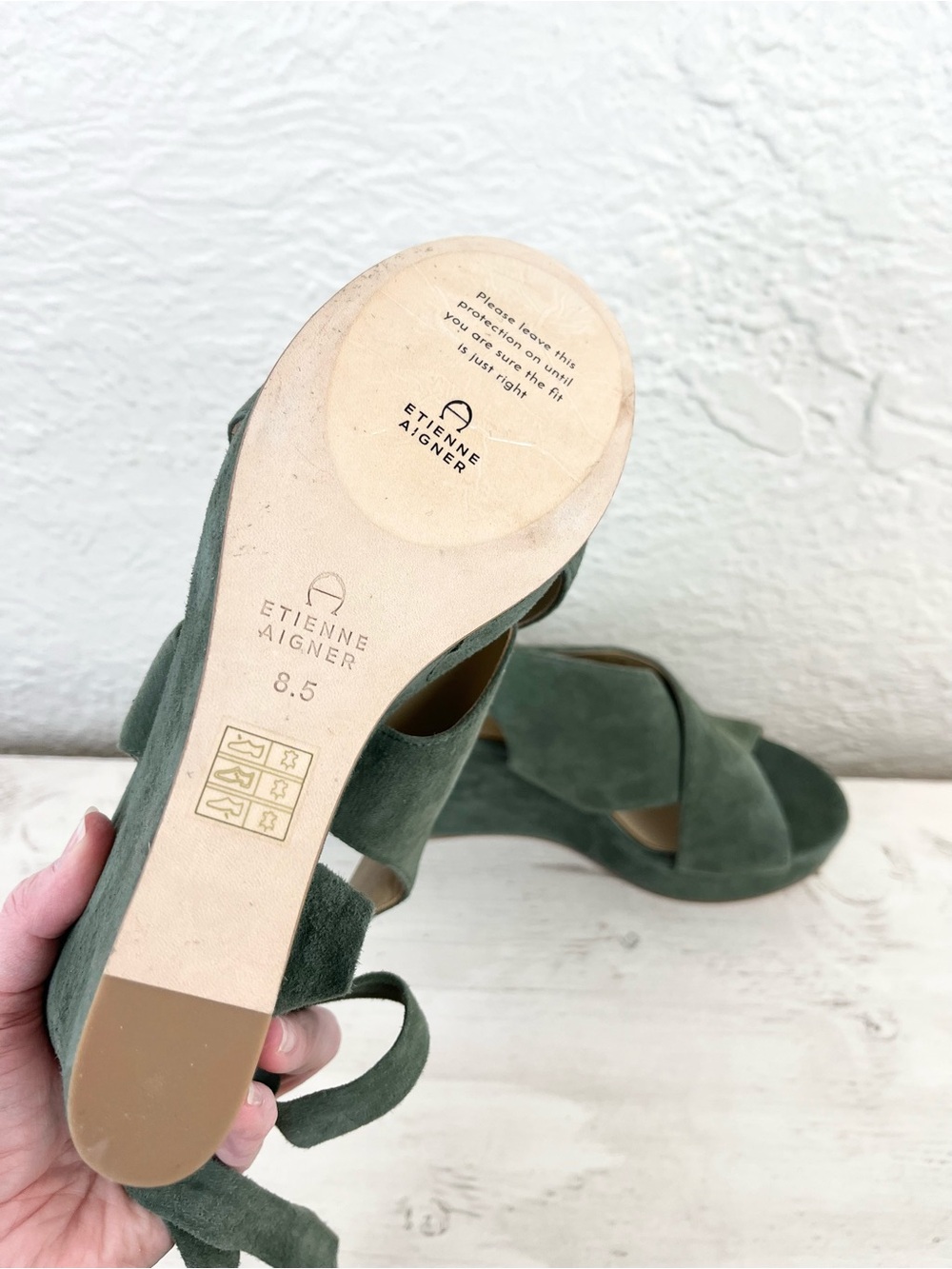Etienne Aigner Wedge Heels Sandals Shoes Green Suede Tie Ankle 8.5 - Picture 12 of 15